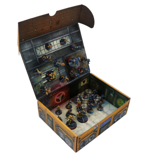 Infinity Action Box 2w1 – magnetyczne pudełko z 2 płytkami i terenem do gry | Safe and Sound